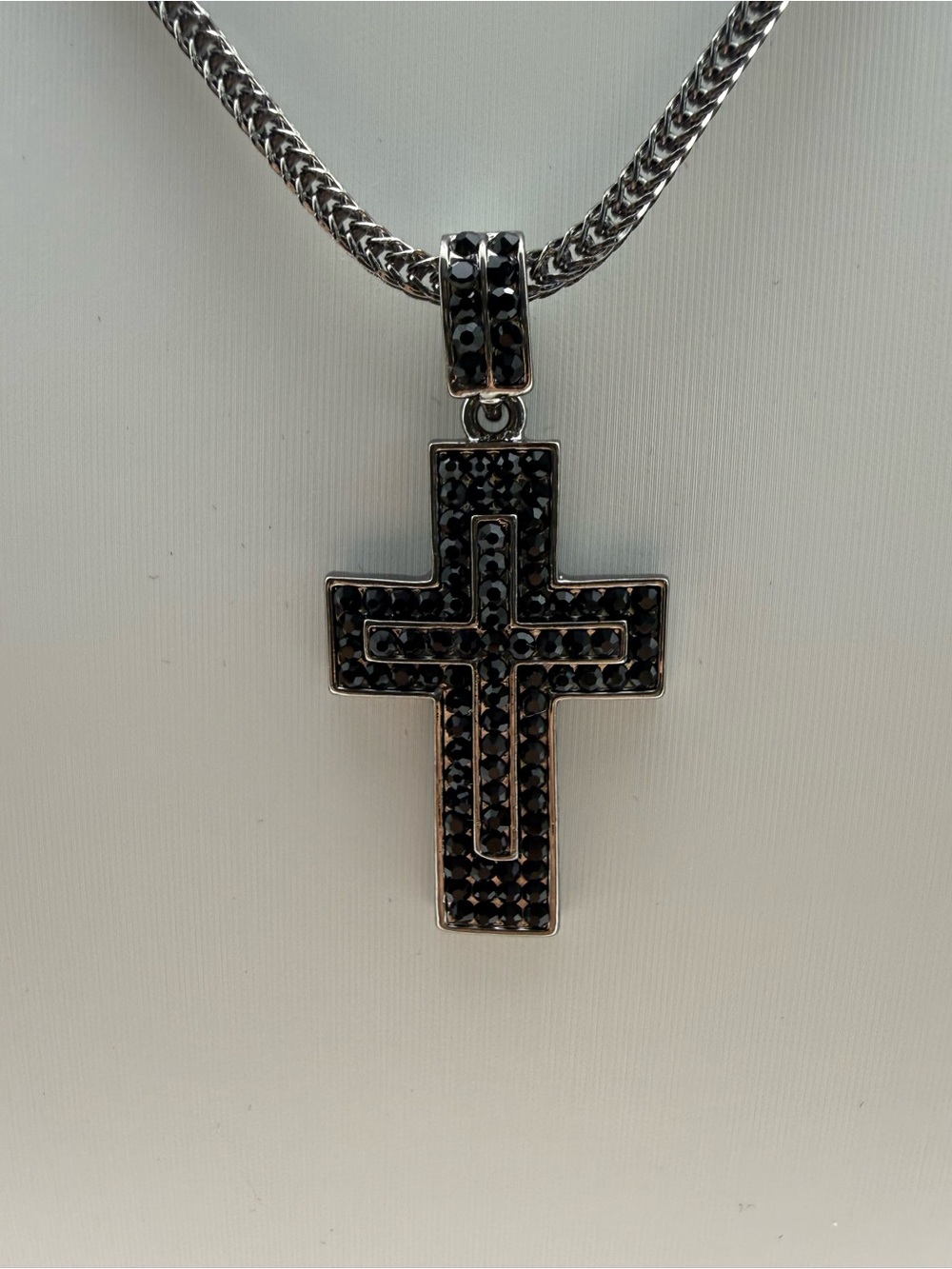24 Inch 2.7mm Stainless Steel Franco Necklace with Black AAA CZ Cross Pendant